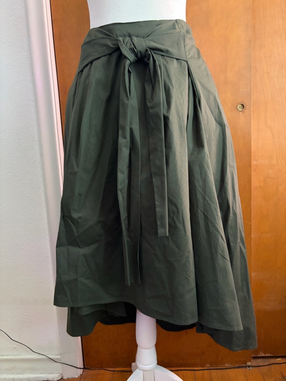 NWT Who What Wear Olive Green Tie Waist Midi Skirt Size 4